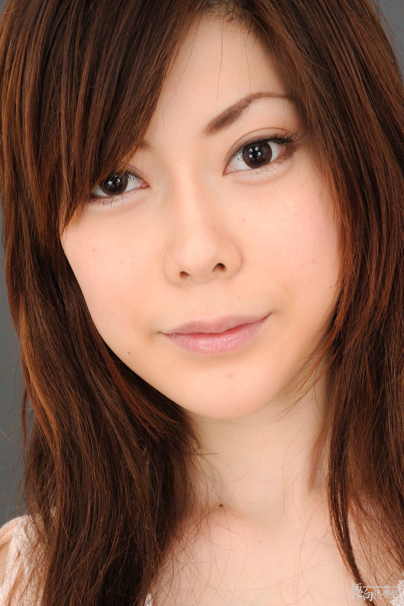 [Syukou-Club] 2013.11.07 Digi-Girl No.152 初脫ぎ素人4 純花しおん 1